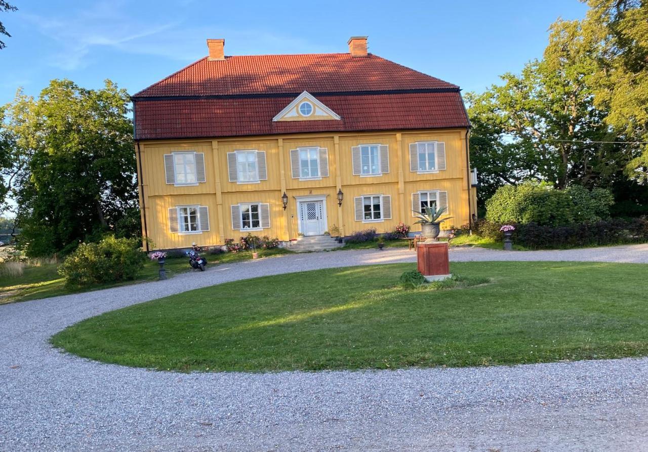 Herrgardsflygel Mitt I Soermland Villa Malmkoping Exterior photo